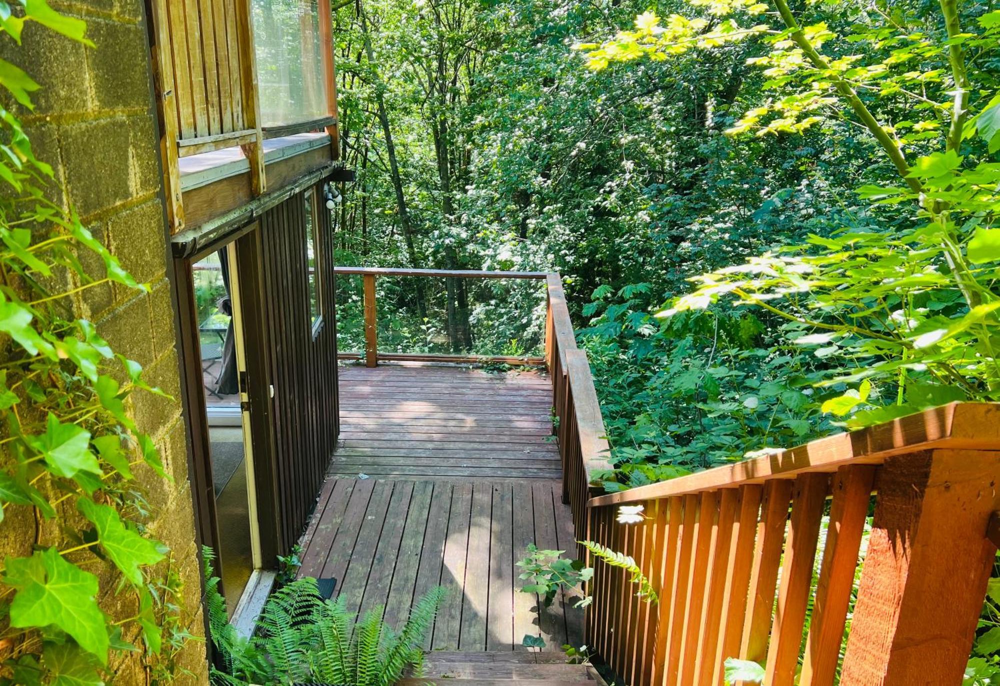 Creekside Private Suite North Vancouver Exterior foto